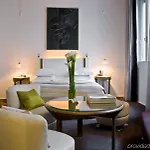 Hotel Pershing Hall Parigi