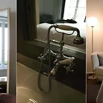Pershing Hall 5* Parigi