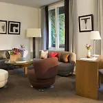 Pershing Hall 5* Parigi