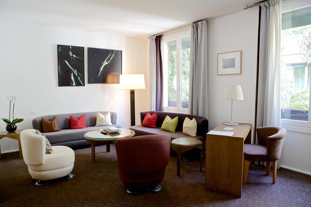 Pershing Hall 5* Parigi