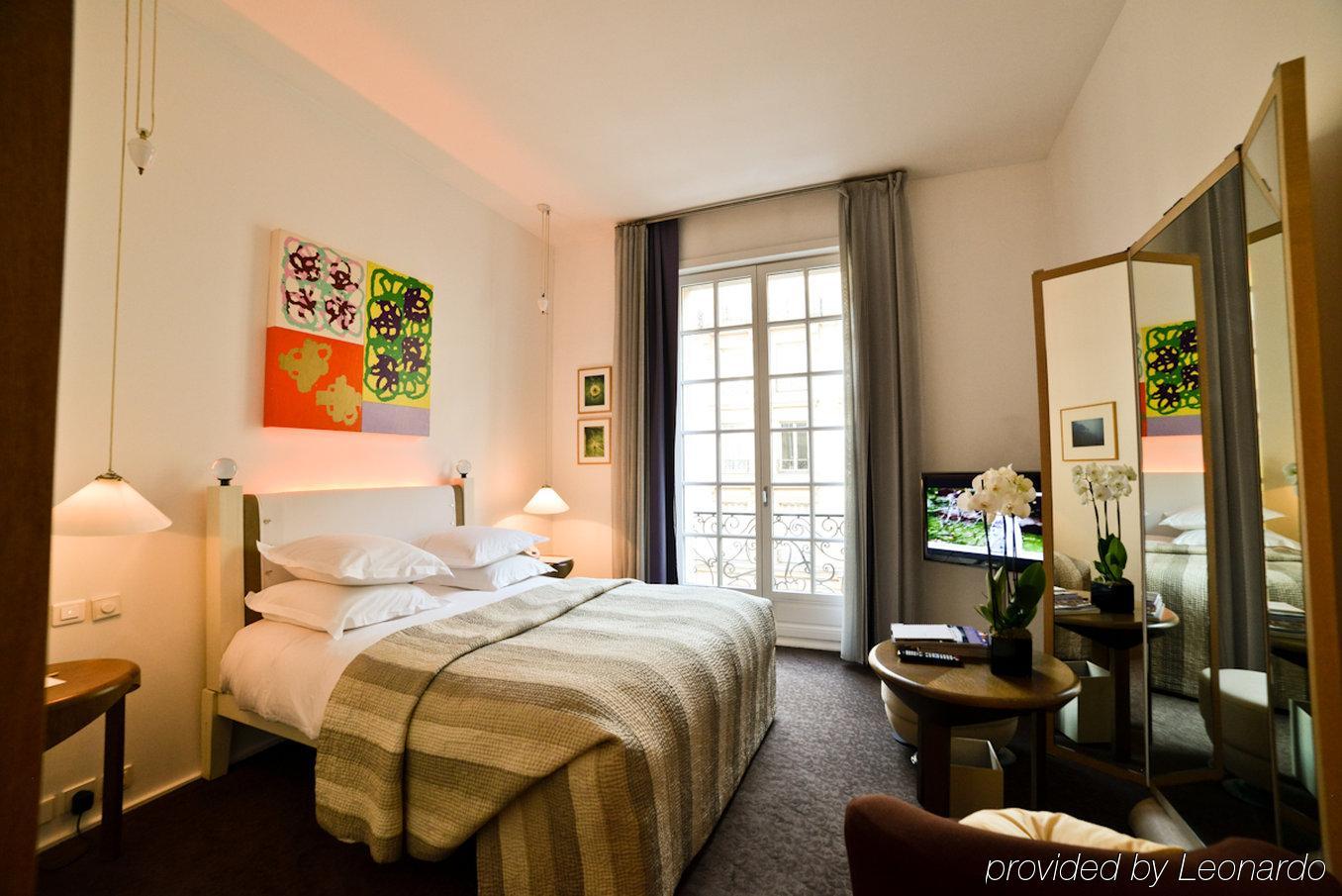 Hotel Pershing Hall 5*