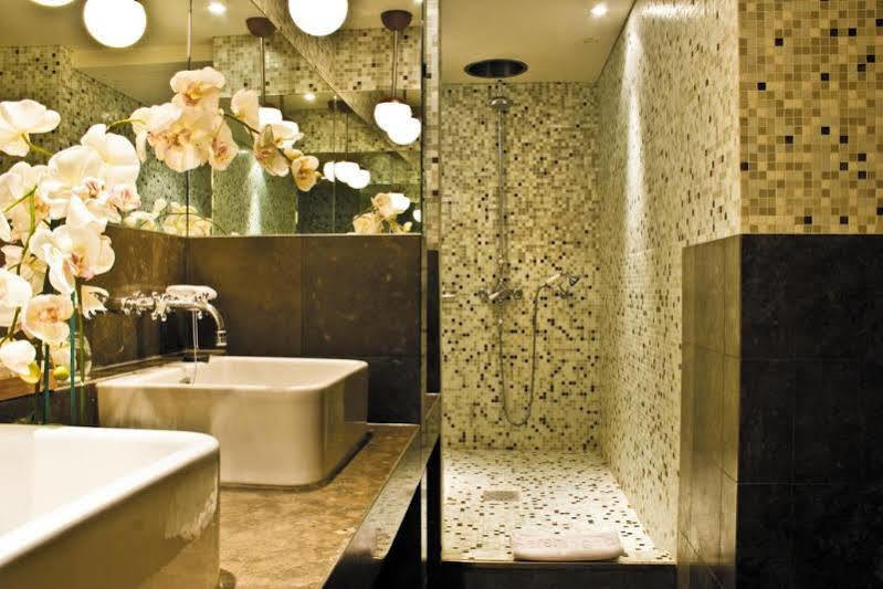 Pershing Hall Hotel Paris