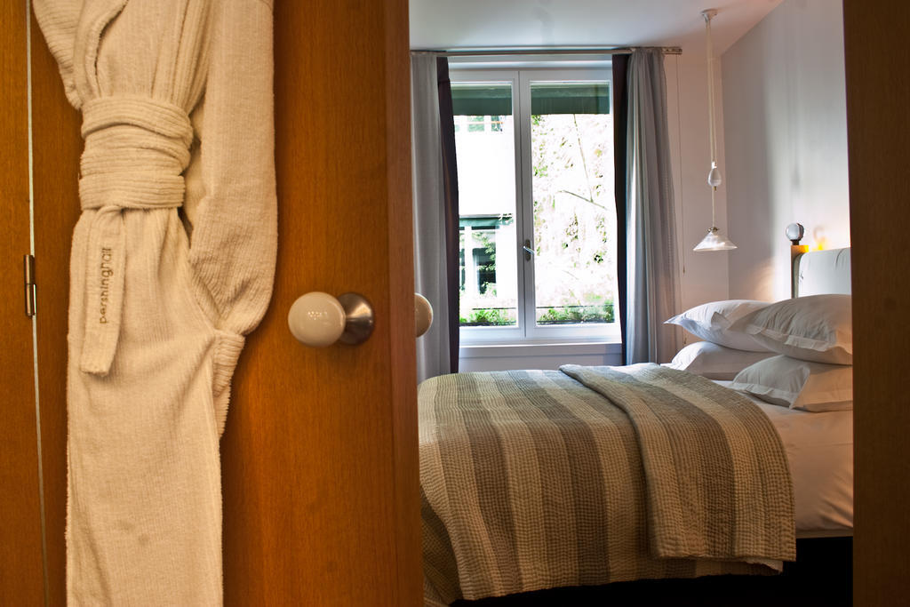 Hotel Pershing Hall 5*